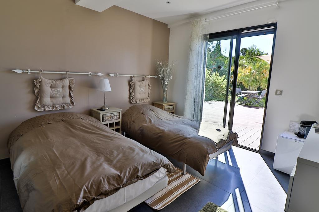 Villa Louancelie B&B Cavalaire-sur-Mer Exterior photo